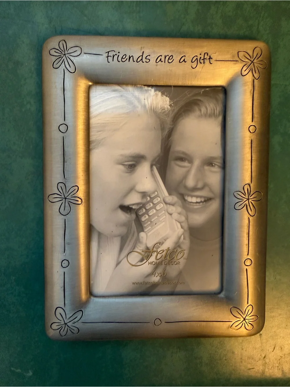 Y2K 07 Fetco Silver Floral Accent 'Friends are a Gift' Photo Frame